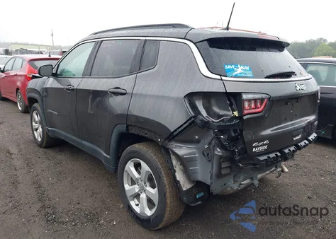 2021 Jeep Compass Latitude 4X4 from USA, damaged, VIN 3C4NJDBB3MT550987
